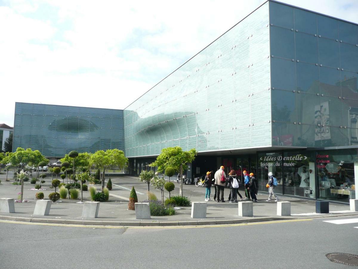 Escale Marine A Calais 4 Etoiles Apartment Bagian luar foto