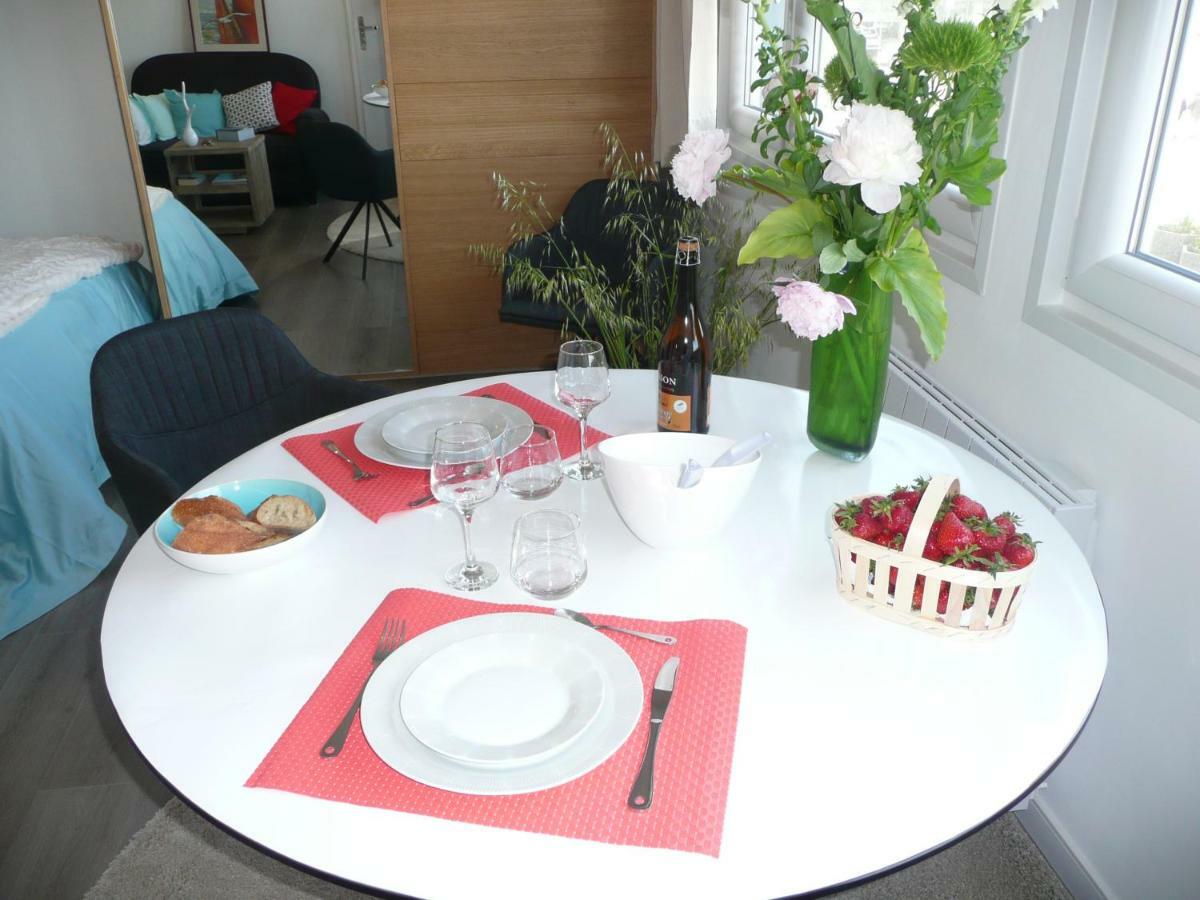 Escale Marine A Calais 4 Etoiles Apartment Bagian luar foto